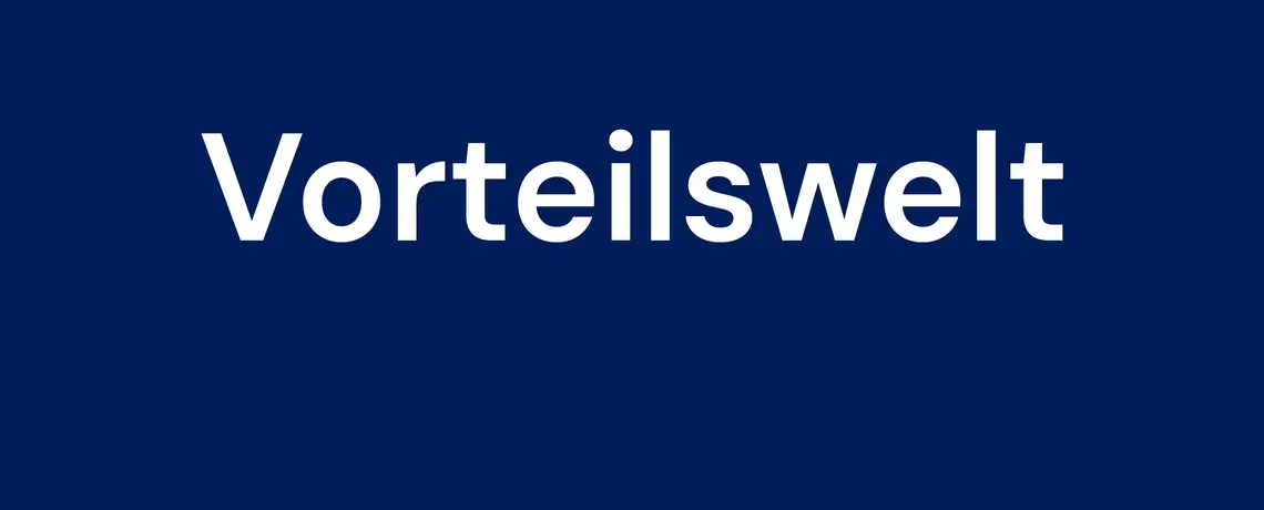 Das Wort "Vorteilswelt" in weißer Schrift auf dunkelblauem Hintergrund